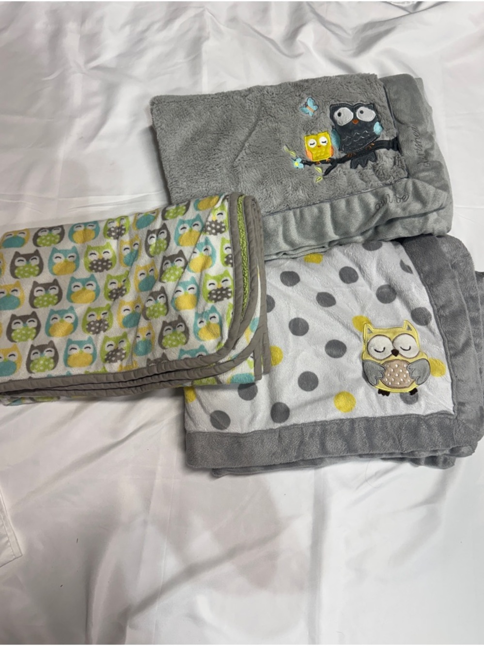 Gray and Yellow Owl Baby Blanket Set - Soft Plush Nursery Throw